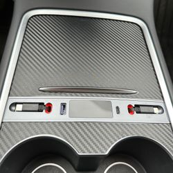USB HUB - ulosvedettävät kaapelit - Telsa Model 3 2021/Y
