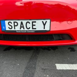 Etuosan ilmanottosuoja - Tesla Model Y