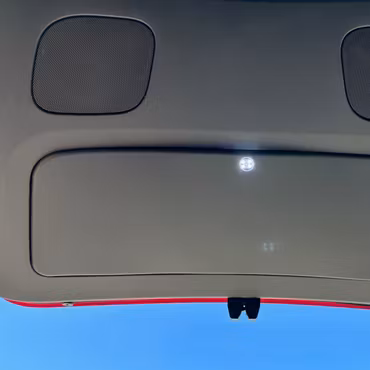 Paneeli tavaratilan sisäpuolelle - Tesla Model Y