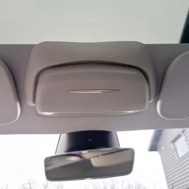 Säilytyskotelo aurinkolaseille - Tesla Model 3 Highland