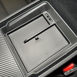 Käsinojan säilytyskotelo, ABS-muovi + silikonisisus, musta - Tesla Model 3 2023.10-/Model Y 2025.3-