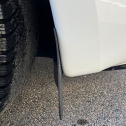 Roiskeläpät, pehmeät - Tesla Model 3 Highland