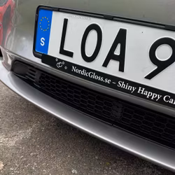 Ilmanottoaukon suoja eteen - Tesla Model 3