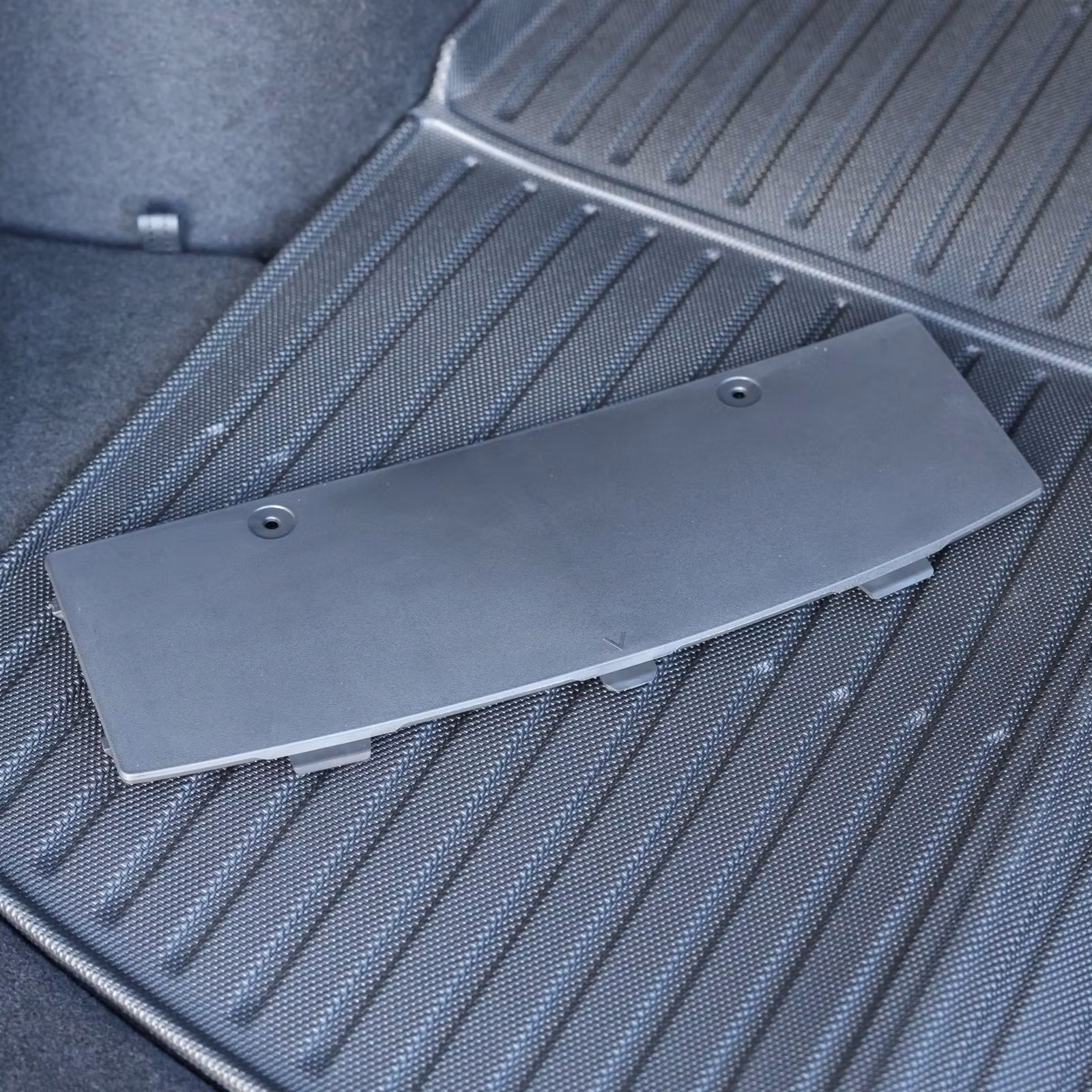 Vetokoukkupeite – Tesla Model 3 2017–2023