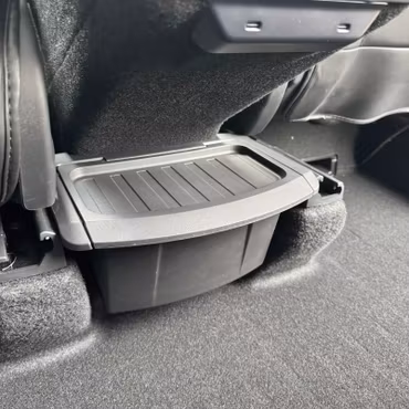 Takapenkin säilytyslokero kannella – Tesla Model Y Juniper LR 2025, P