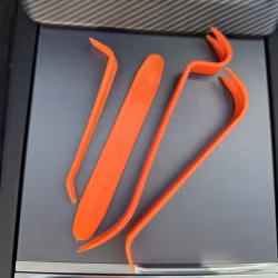Oranssit muovityökalut, 4 kappaleen setti