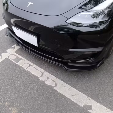 Etuspoileri, kaksi vaihtoehtoa – Tesla Model Y Legacy