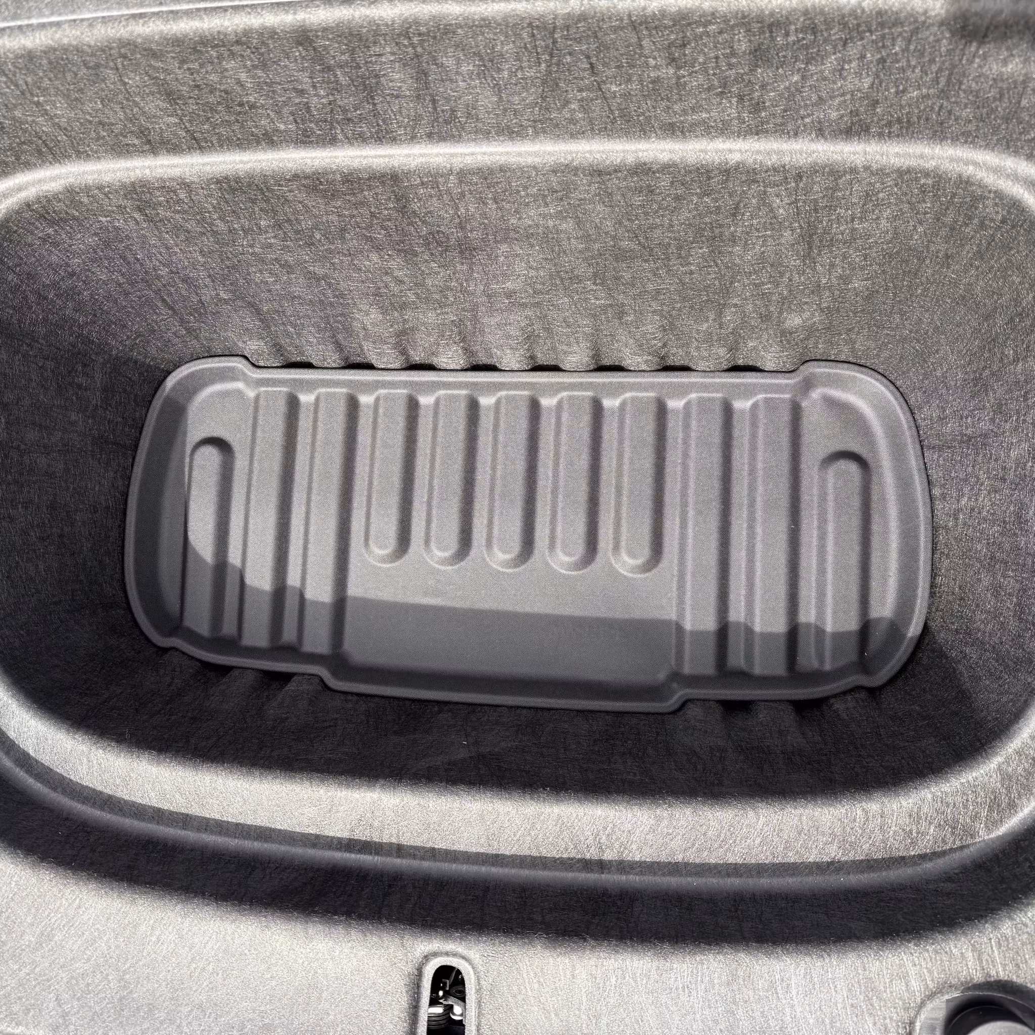 Frunk-matto TPE – Tesla Model Y Juniper RWD/LR RWD