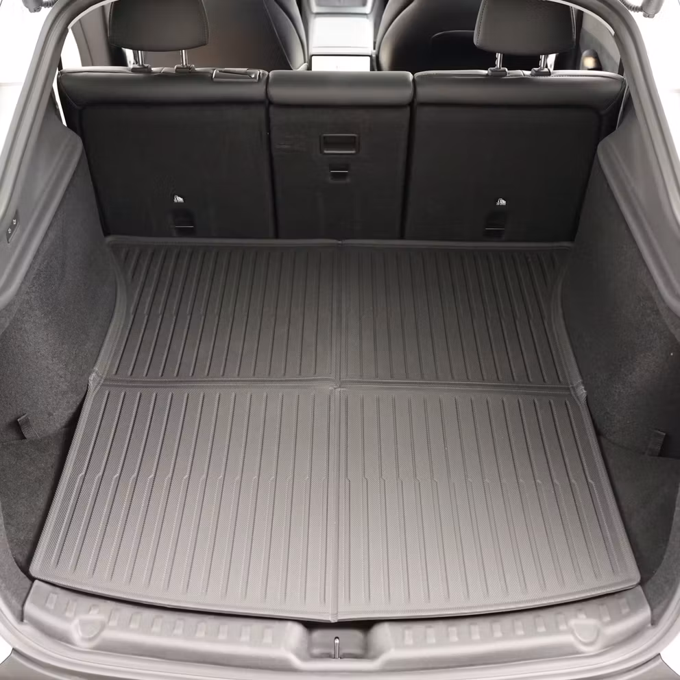 Tavaratilan matto XPE – raidallinen – Tesla Model Y Juniper