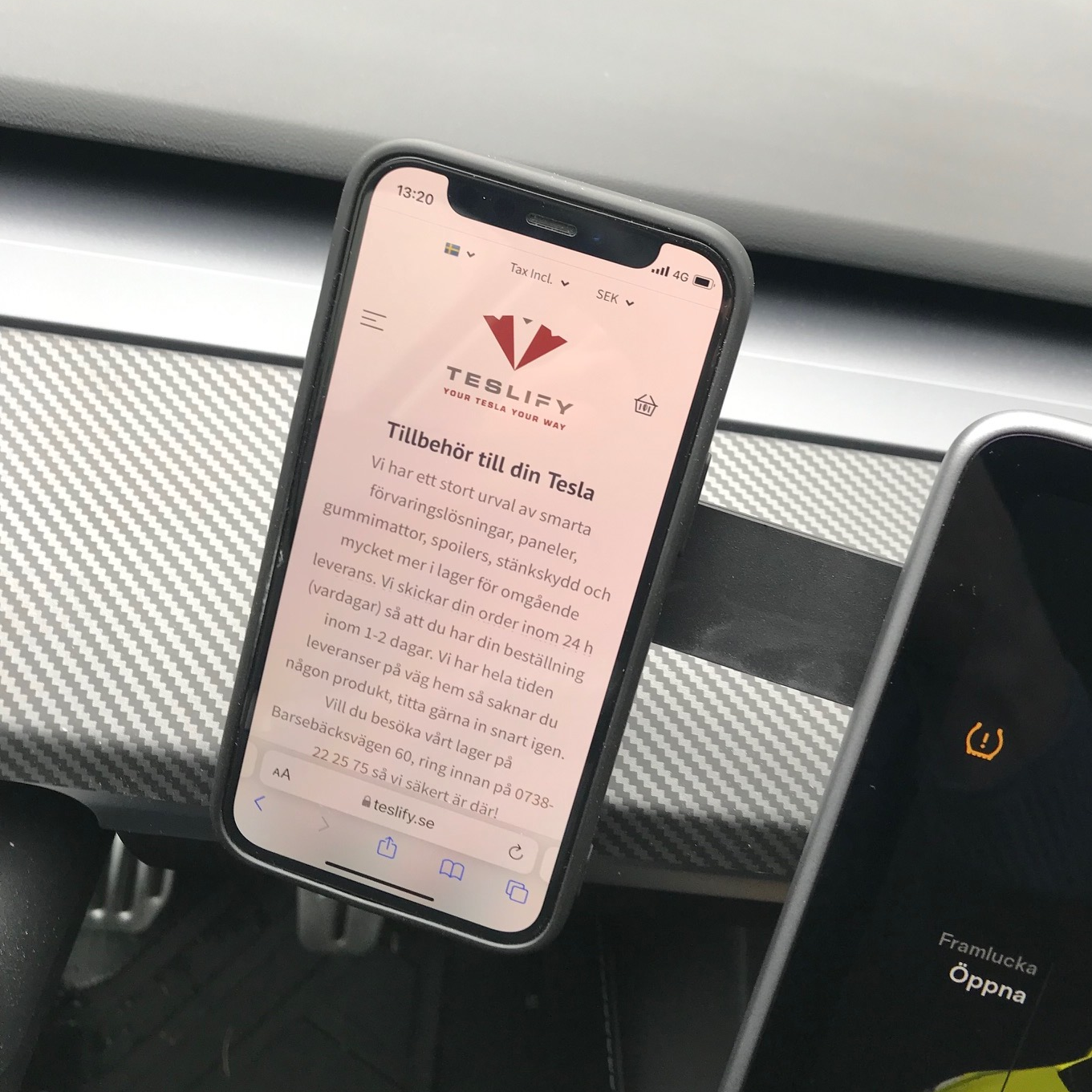Kännykkäteline - Tesla Model 3/Y