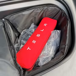 Etukontin laukku - Tesla Model Y