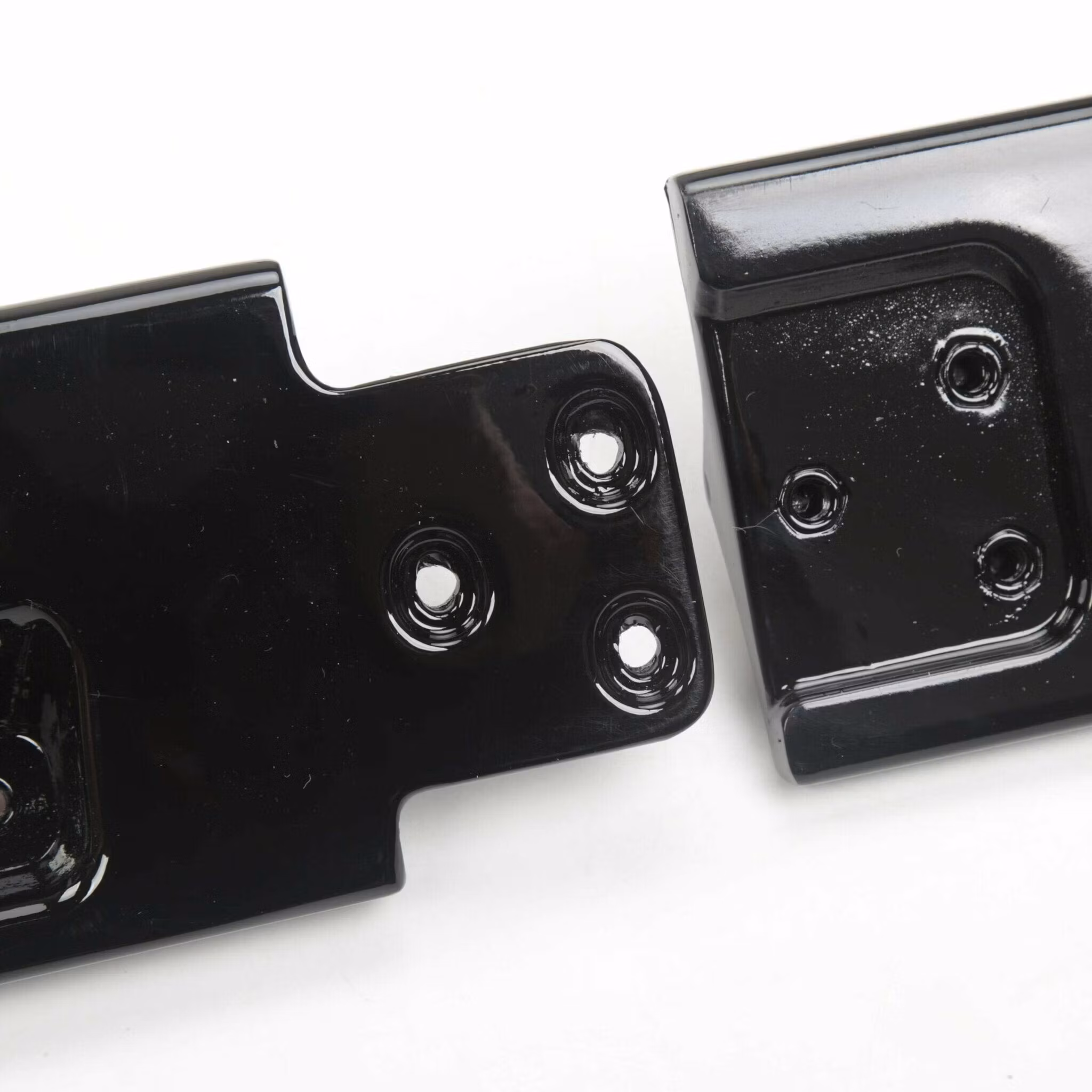 Sivuhelmat kiiltävä musta - Tesla Model Y