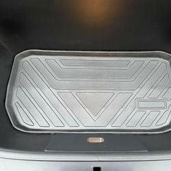 Etukontin matto - Tesla Model Y