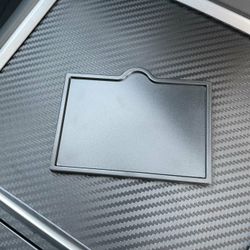 Korttiteline - Tesla Model 3 / Y