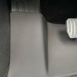 Kumimatot XPE - Tesla Model 3