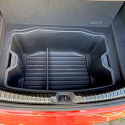 Säilytyslaatikko tavaratilaan - Tesla Model 3