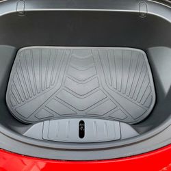 Etukontin matto - Tesla Model 3