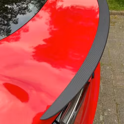 Spoileri - hiilikuitu - Tesla Model 3