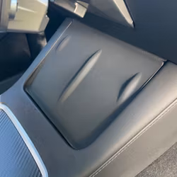 Suojus mobiililaturille silikonista, musta - Tesla Model 3 2021/Y