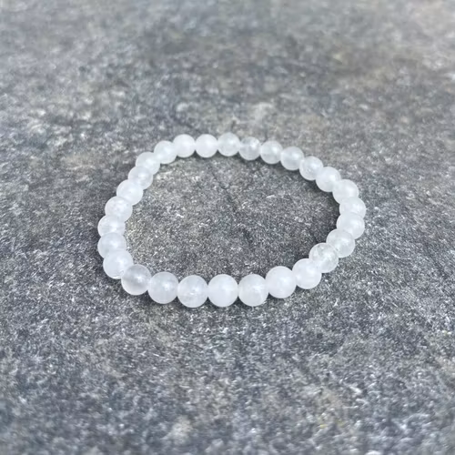 Vitt Malaysia Jade armband