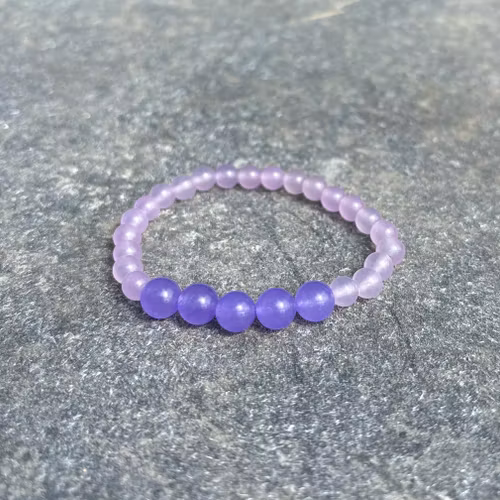 Lila Malaysia Jade armband