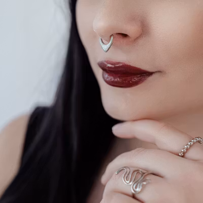 Droppformat septumsmycke opal Titan 1,2x8 mm