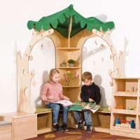 Läshörna Library Tree House