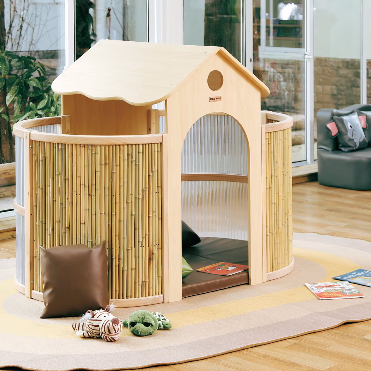 Inomhuskoja Play House