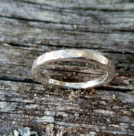 Hamrad ring