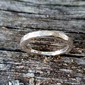Hamrad ring