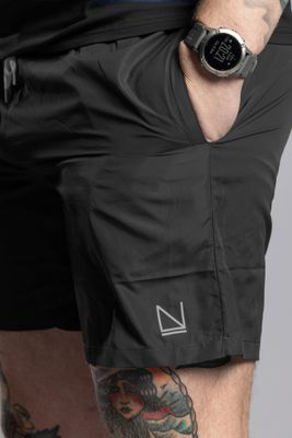 Apex Shorts Black