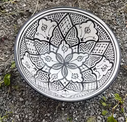 Svart trad mönster
