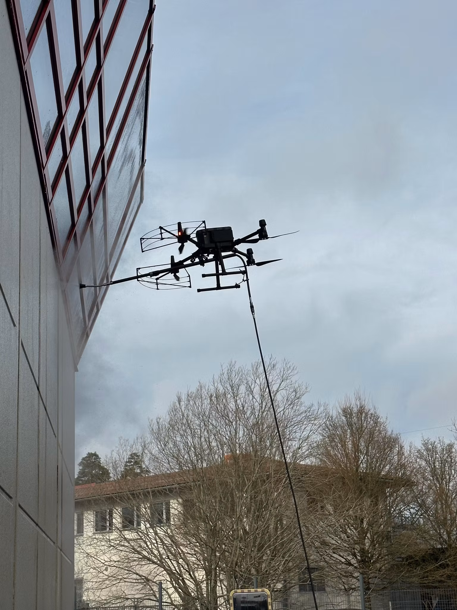 Tvätt av fönsterfasad