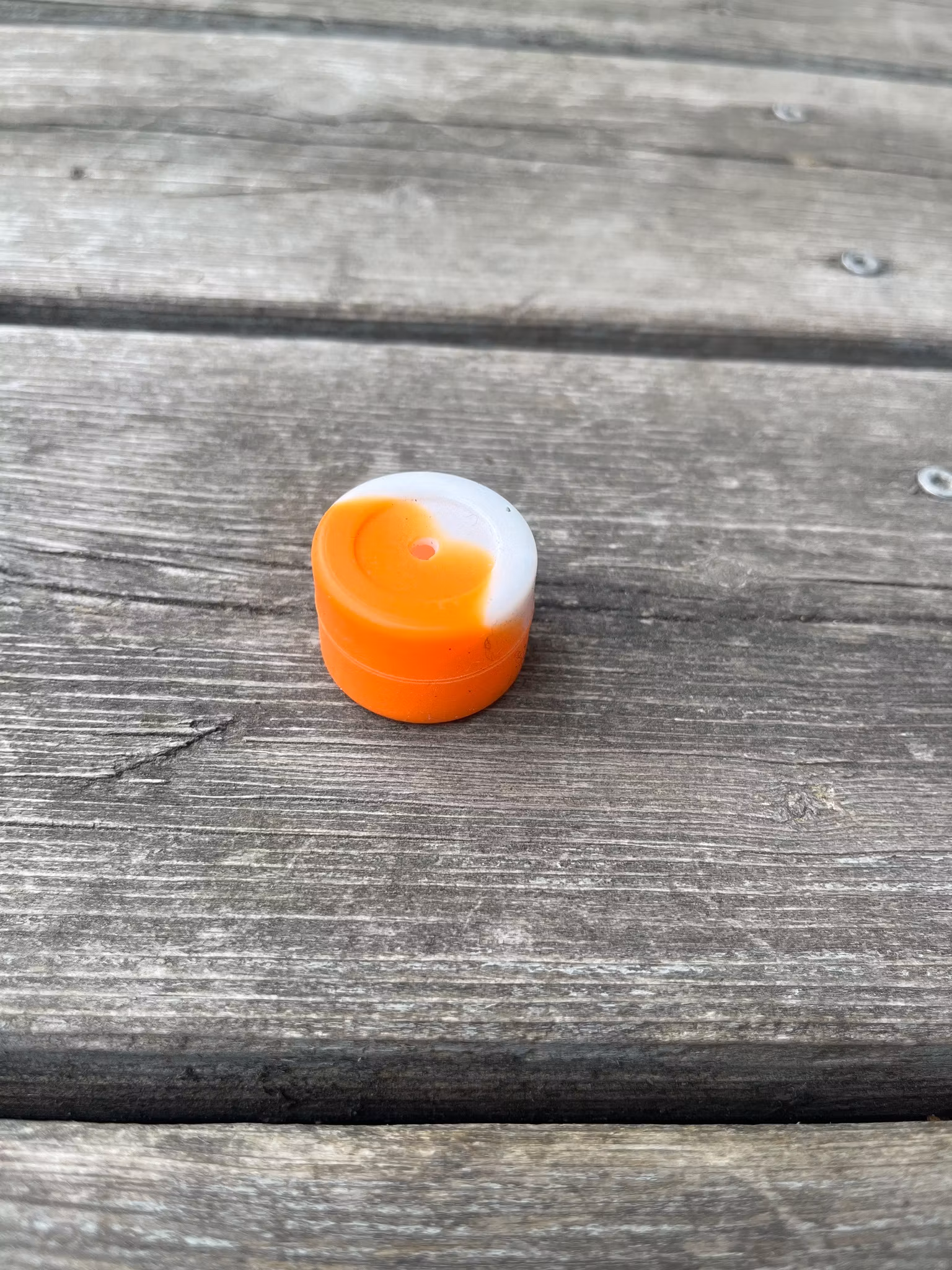 Färgglada silikondosor