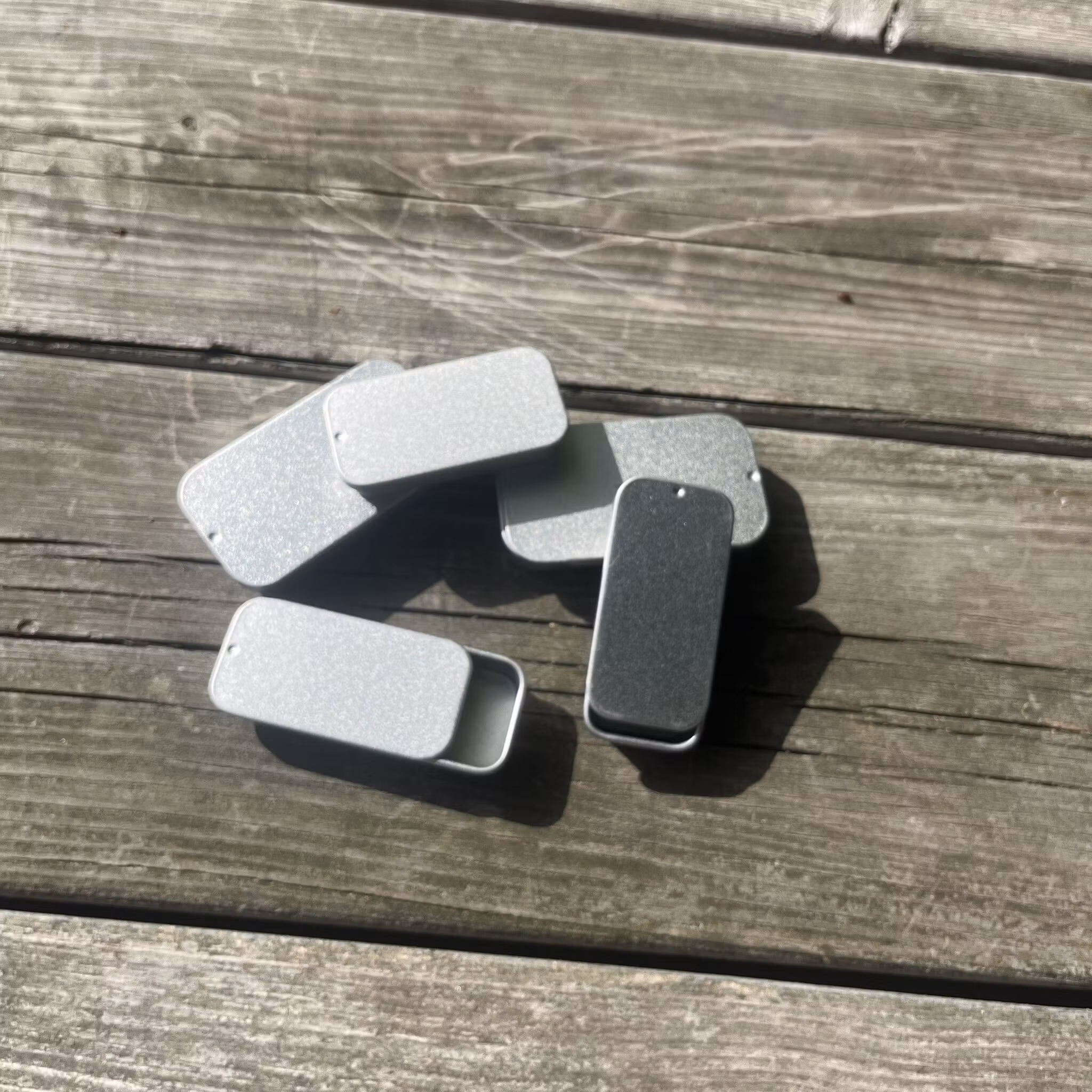 Behållare Ståldosa med skjutlock