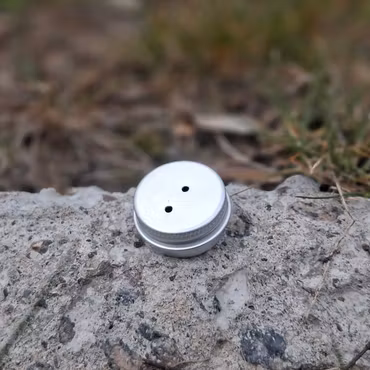 Behållare rund, liten med magnet