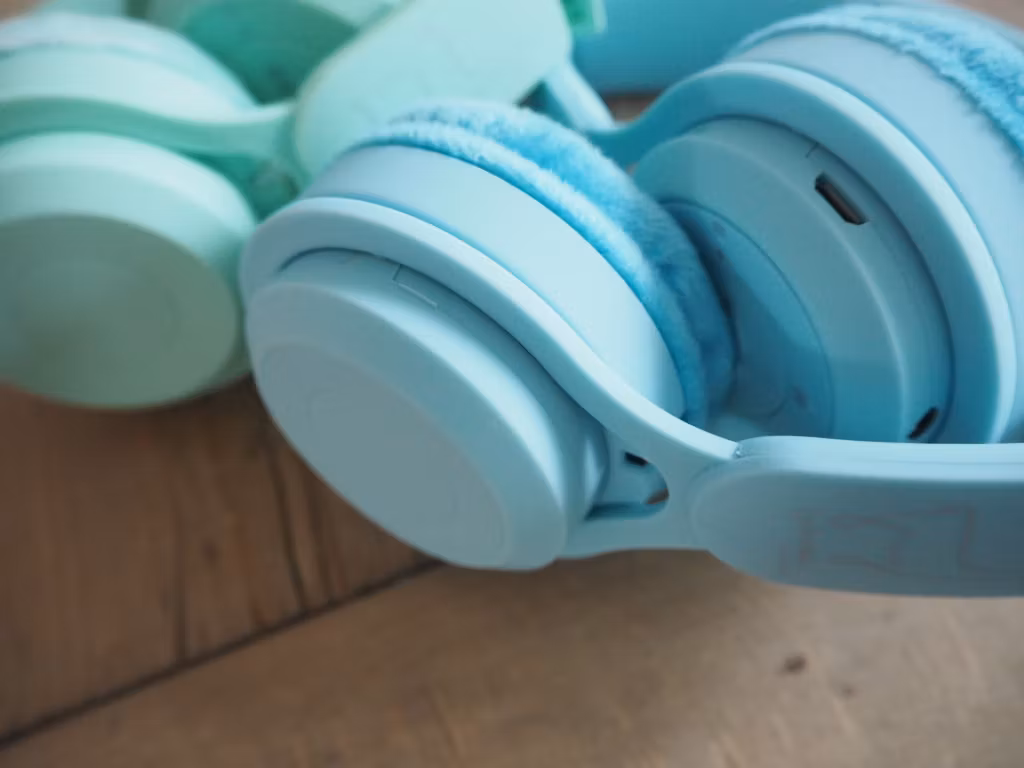 Lalarma- Wireless Headphone - Yellow Pastel