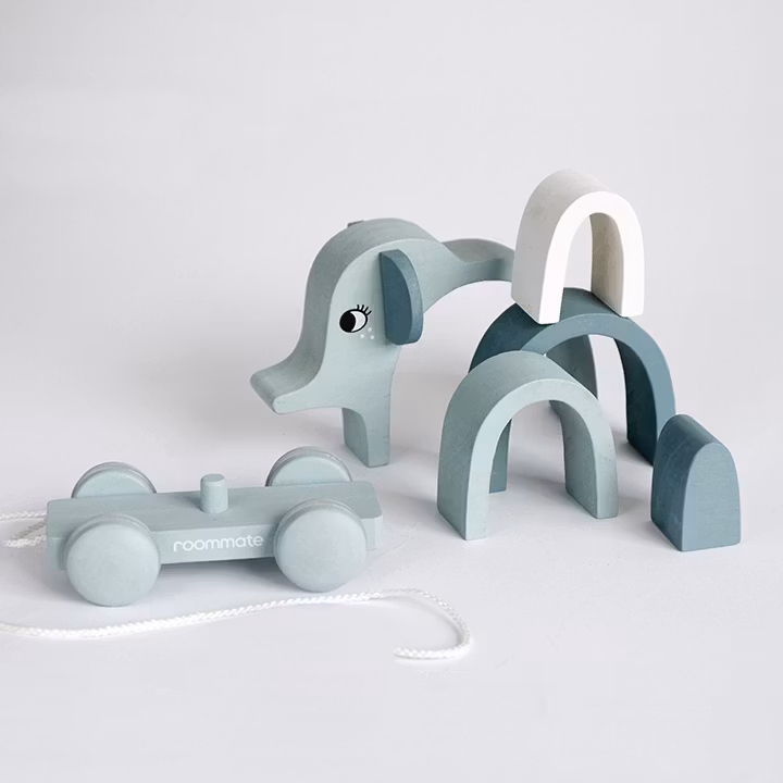 Roommate- Elephant - Pull-along & Stacking Toy/ trälek