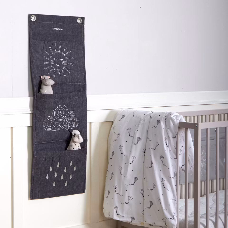 Roommate- Wall Pockets - Lodret Antrachite/ babyrum