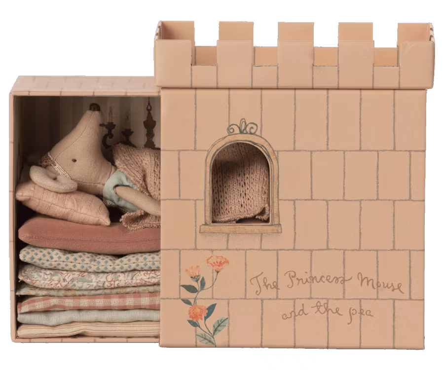 Maileg- Princess and the pea, Big sister mouse/ möss