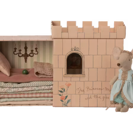 Maileg- Princess and the pea, Big sister mouse/ möss