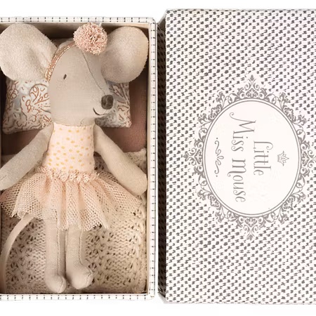 Maileg: Dance mouse in daybed, Little sister/ möss