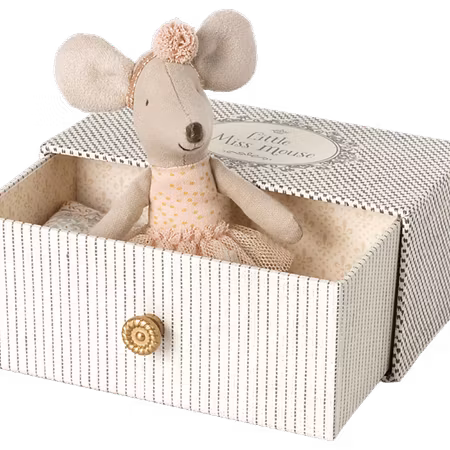 Maileg: Dance mouse in daybed, Little sister/ möss
