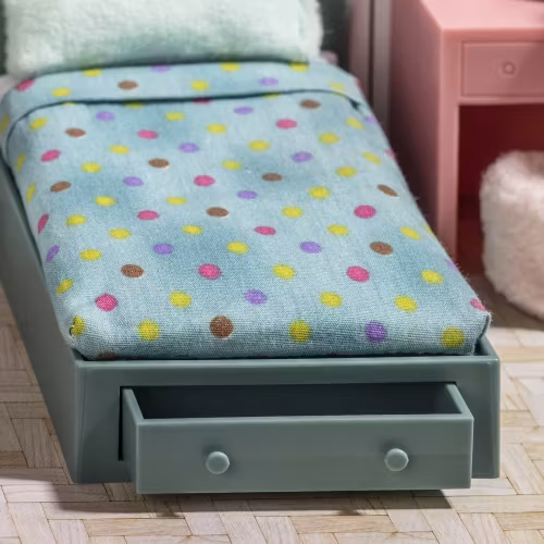 LUNDBY- Tonårsrummet/dockmöbler