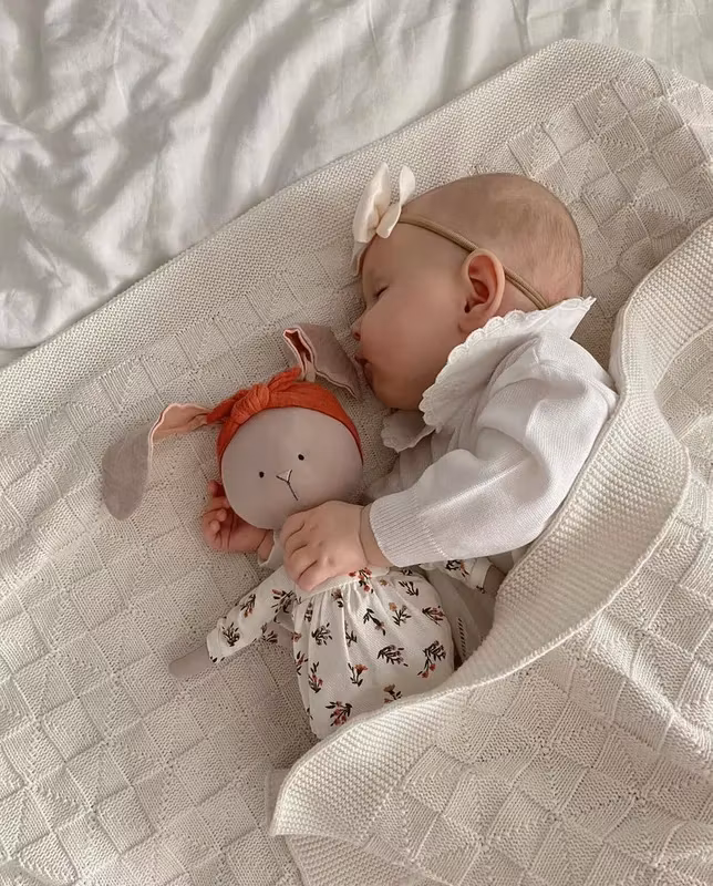 Orange Toys- Lucy the Bunny/ gosedjur