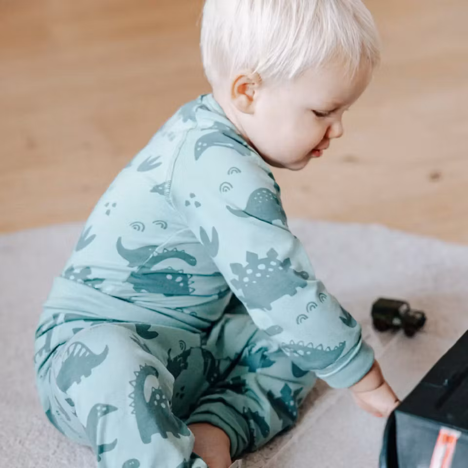 Geggamoja- Body långärmad Bambu Dino Grön