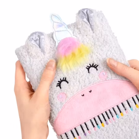 Trendhaus- DREAMLAND Plush Notebook A5, 80 linjerade ark unicorn