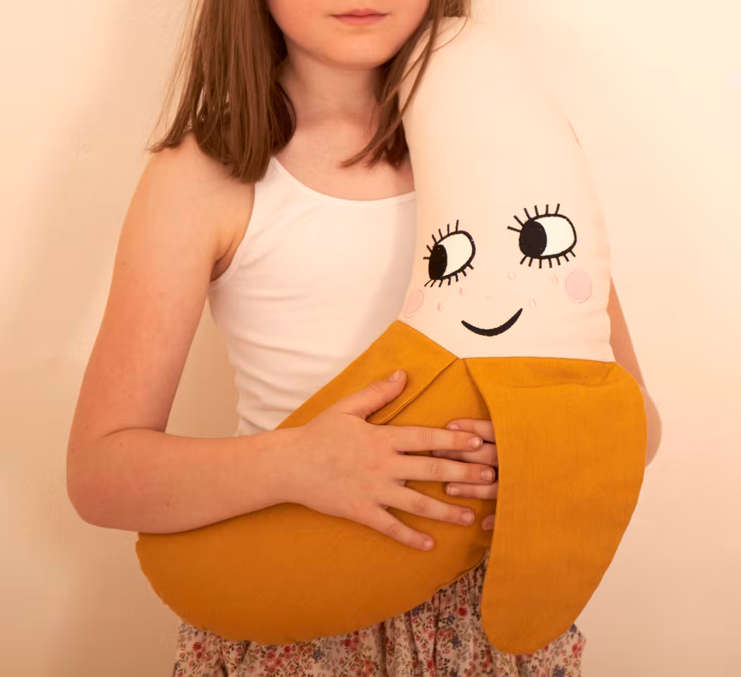 Roommate- Banana Cushion/ kudde