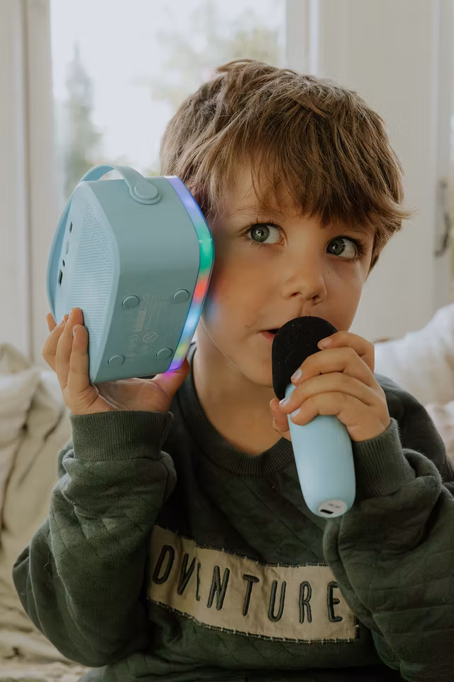 Lalarma- Lalarma Karaoke with lights and 2 microphone - Blue