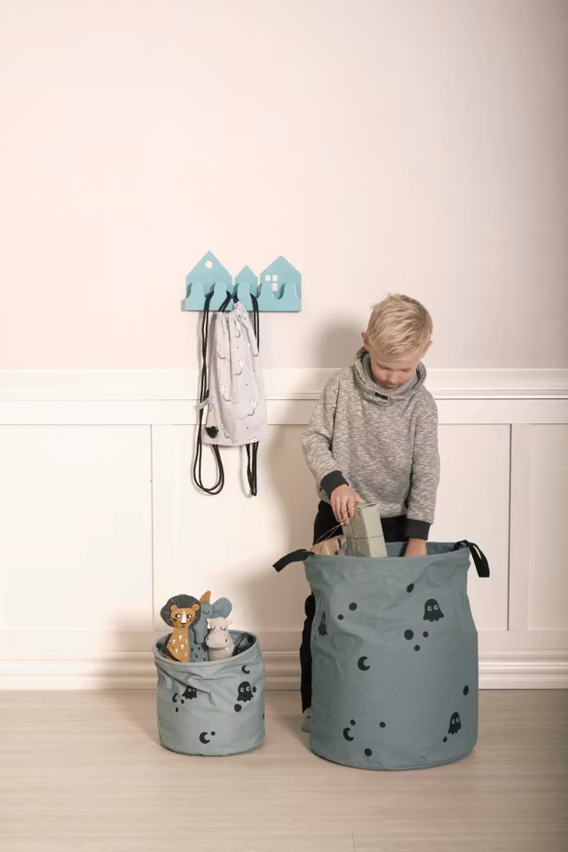 Roommate-  Ghost laundry basket